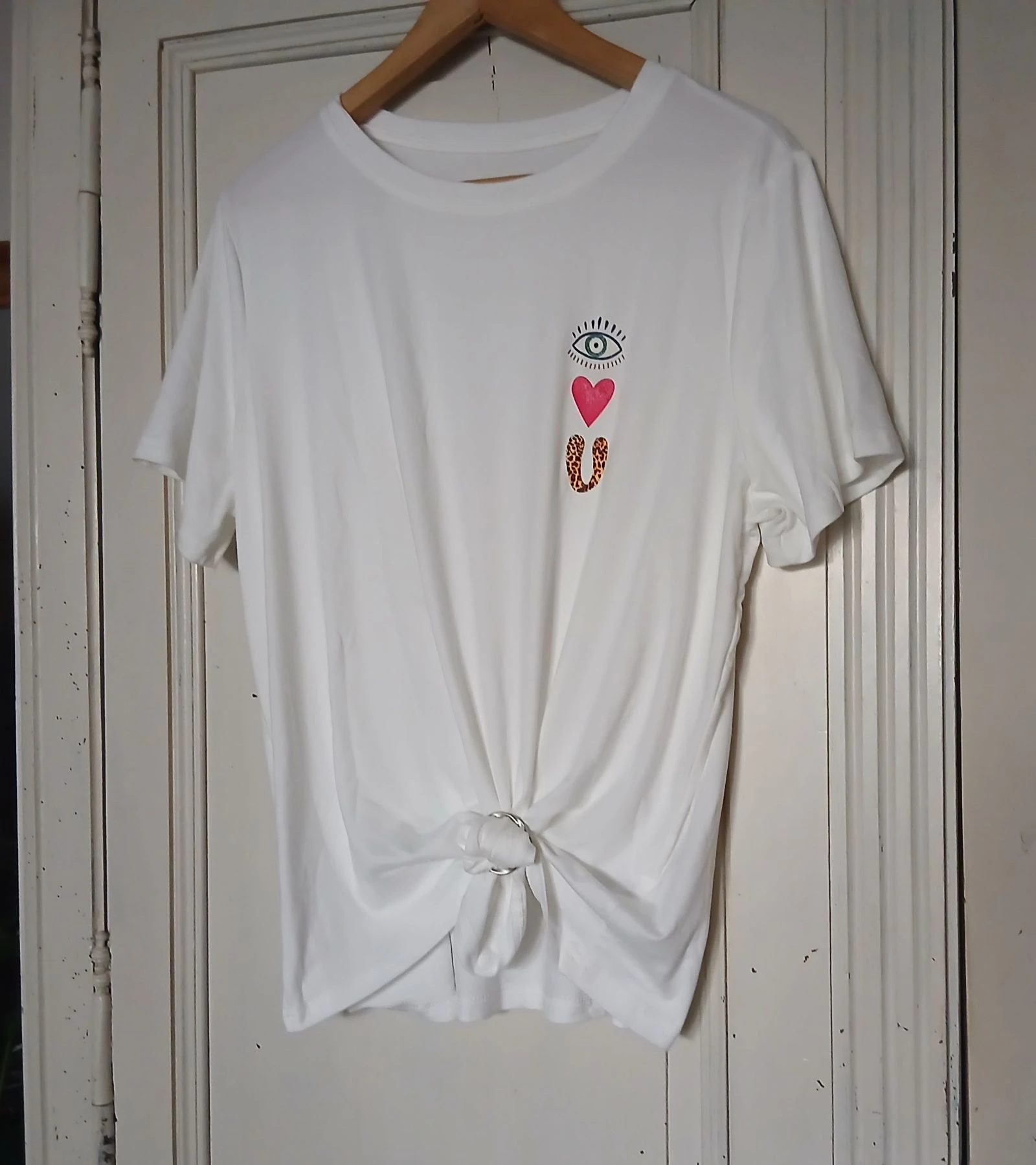 Camiseta blanca original con detalles gráficos - Talla XL – photo 3